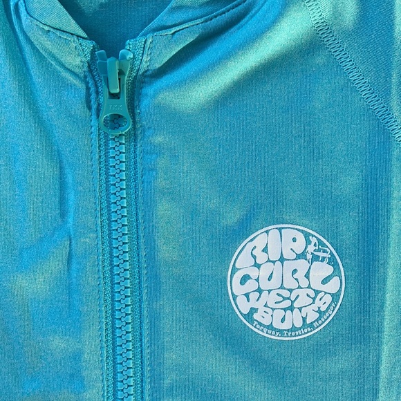 🔶🔸RIP CURL TRESTILS RASH GUARD🔸🔶 - Picture 5 of 8